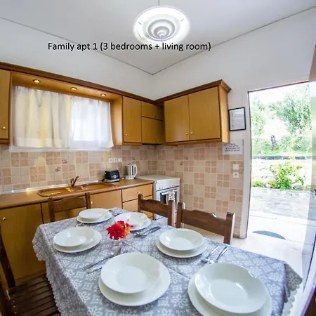 Elaionas Studios&apartments
