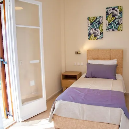 Elaionas And Holiday home Agios Stefanos Avliotes (Corfu)