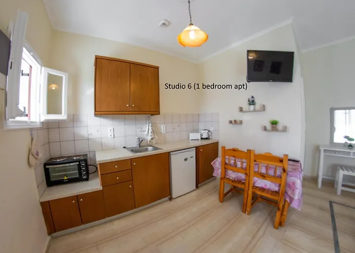 Elaionas And * 에이지오스스테파노스